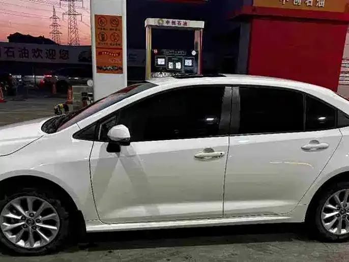 Toyota Corolla 2022 из CN, фото 2