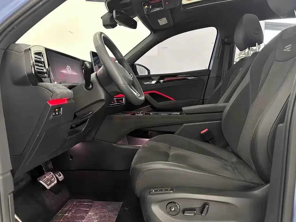 Volkswagen Tiguan L 2024 из CN, фото 10