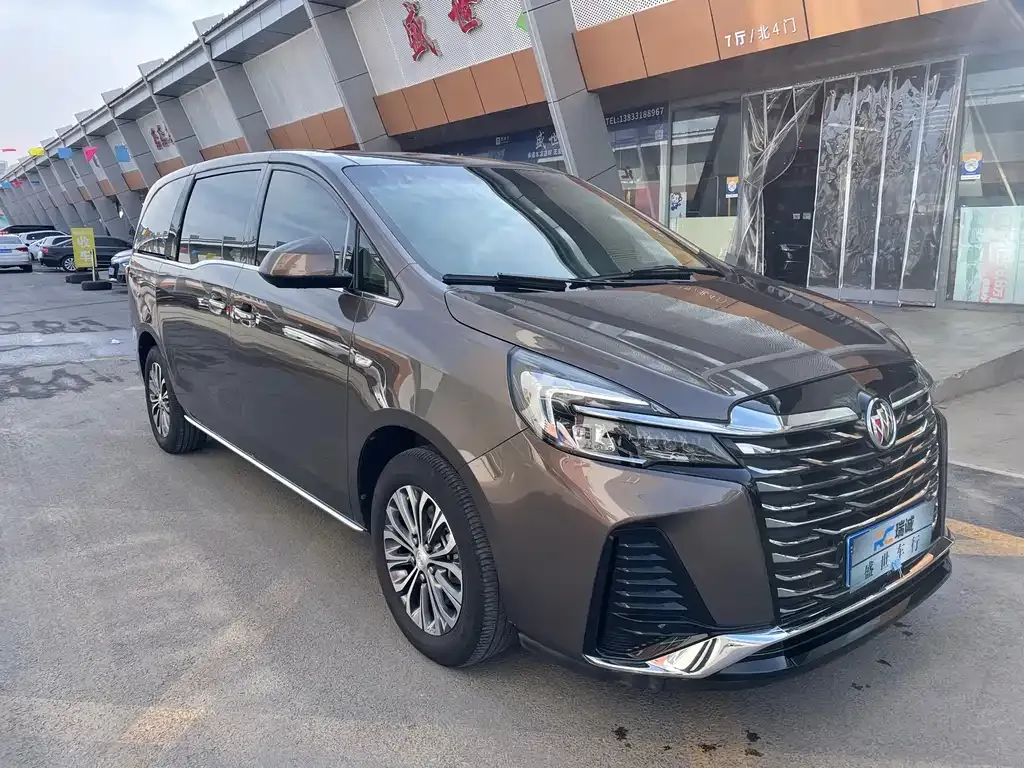 Buick GL8 2024 из CN, фото 1