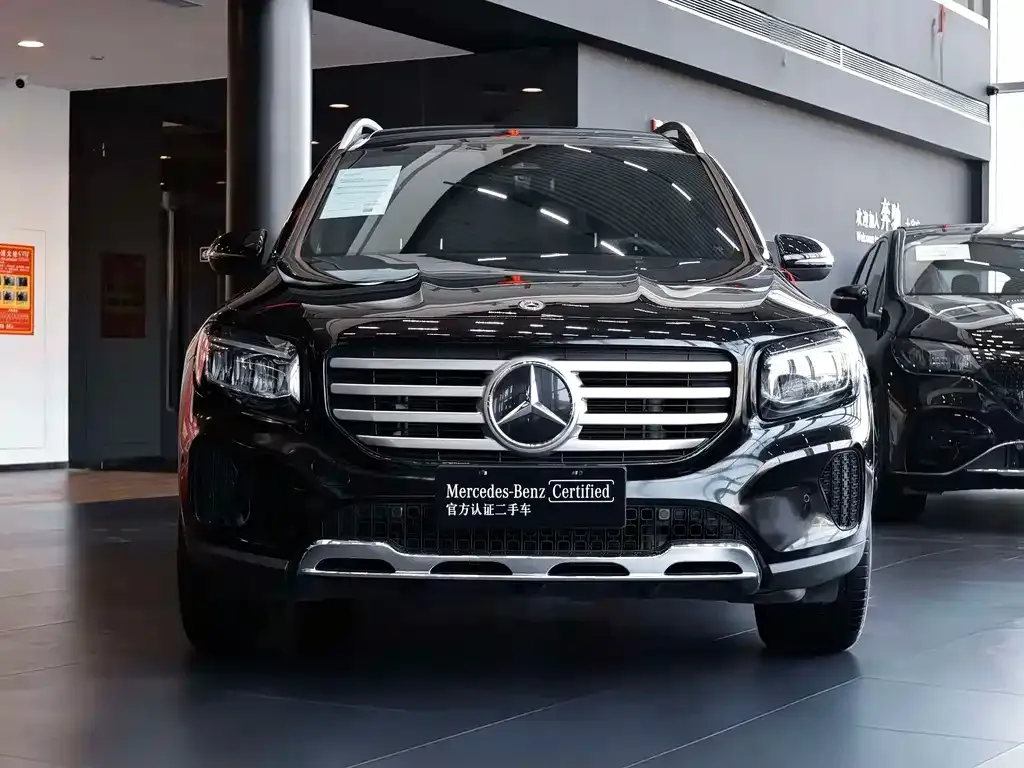 Mercedes-Benz GLB — фото 2