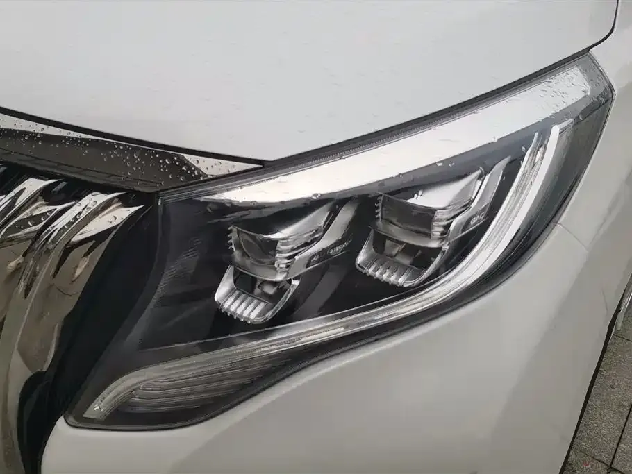 GAC Motor Trumpchi M8 — фото 10
