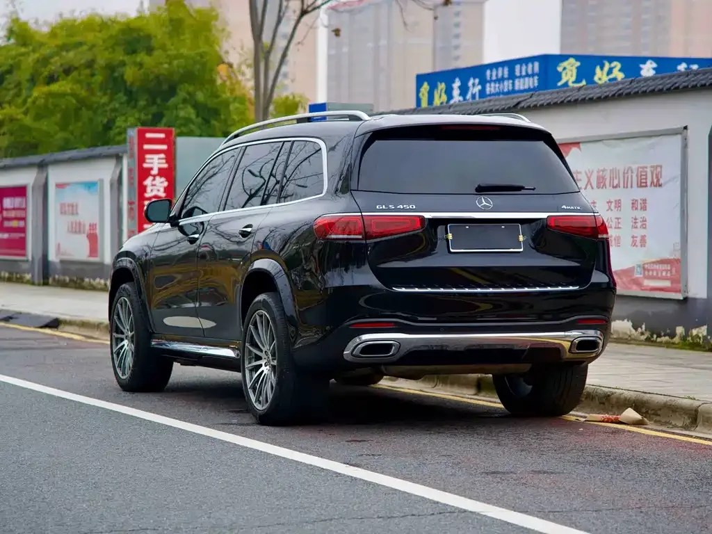 Mercedes-Benz GLS — фото 10