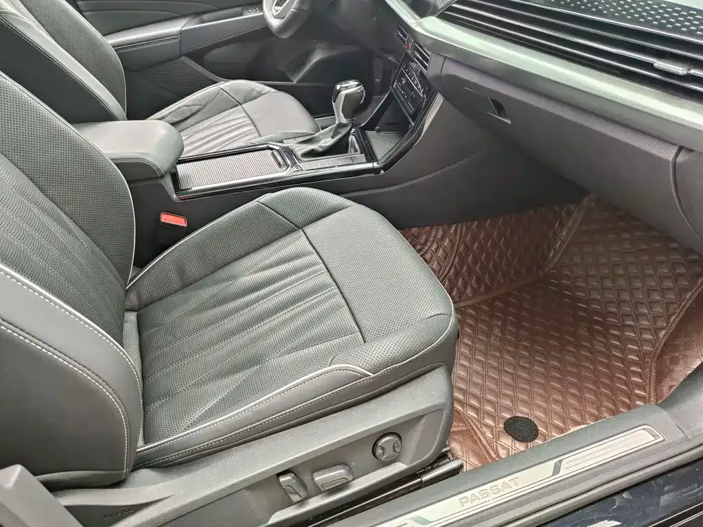 Volkswagen Passat 2022 из CN, фото 8