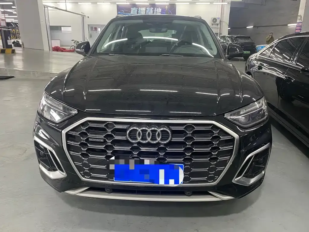 Audi Q5L 2022 из CN, фото 8