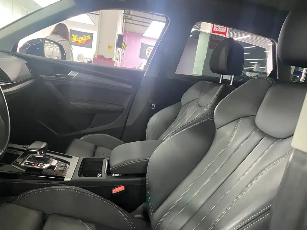 Audi Q5L 2022 из CN, фото 9