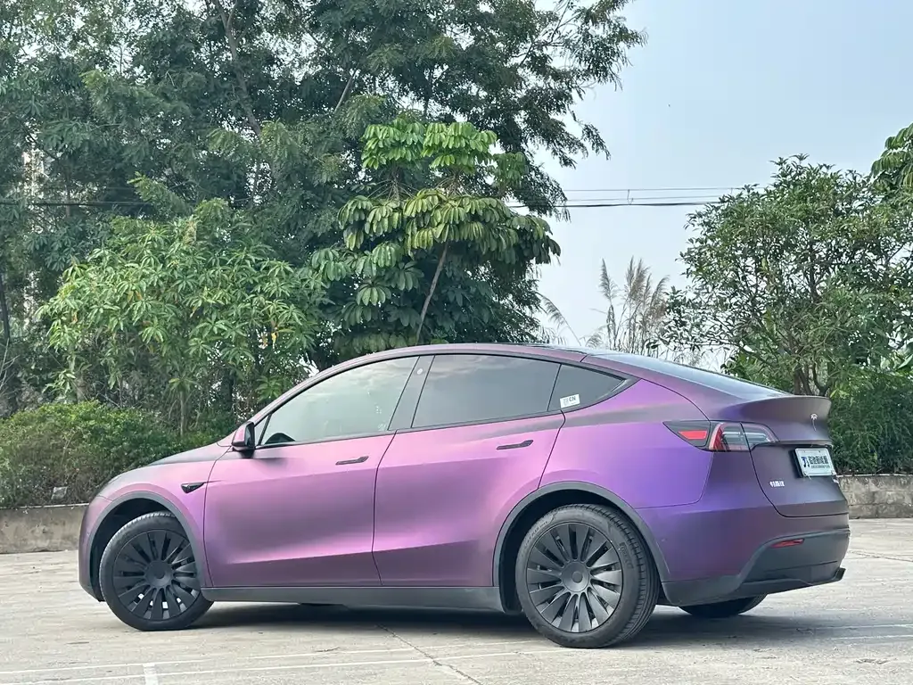 Tesla Model Y — фото 4