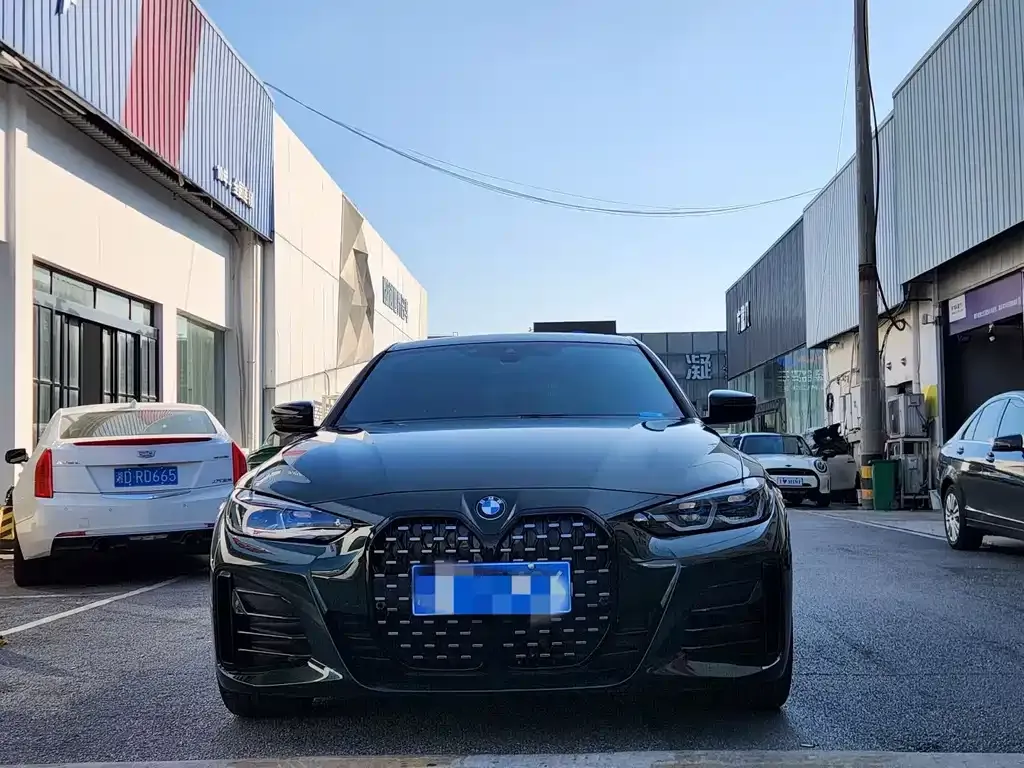BMW 4 Series 2023 из CN, фото 4