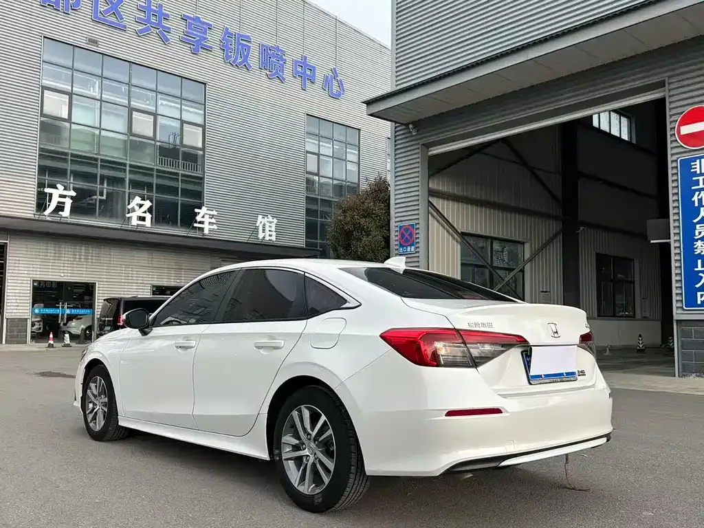 Honda Civic 2023 из CN, фото 10