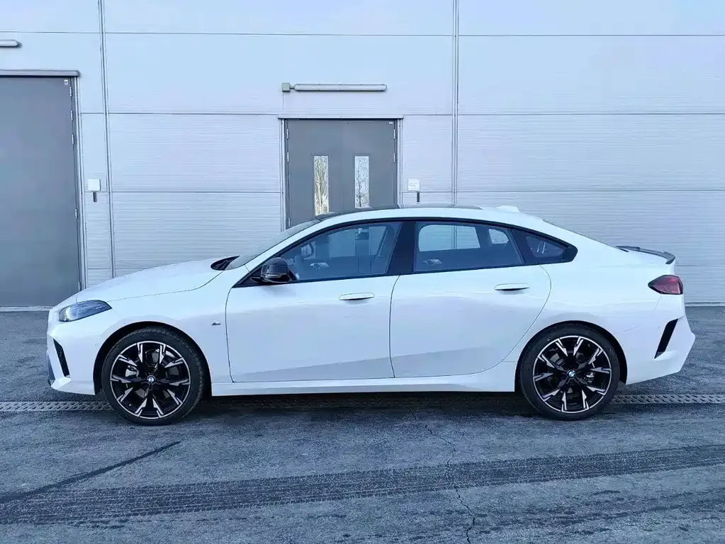 BMW 2 Series — фото 10