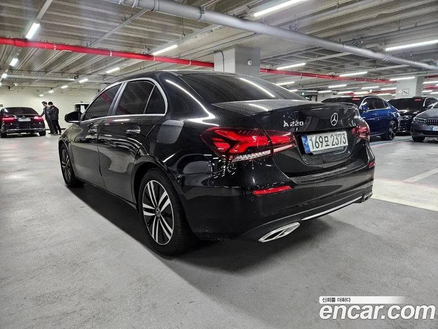 Mercedes-Benz A-Class — фото 10