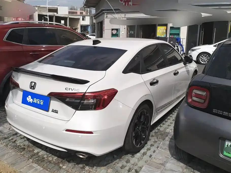 Honda Civic — фото 2