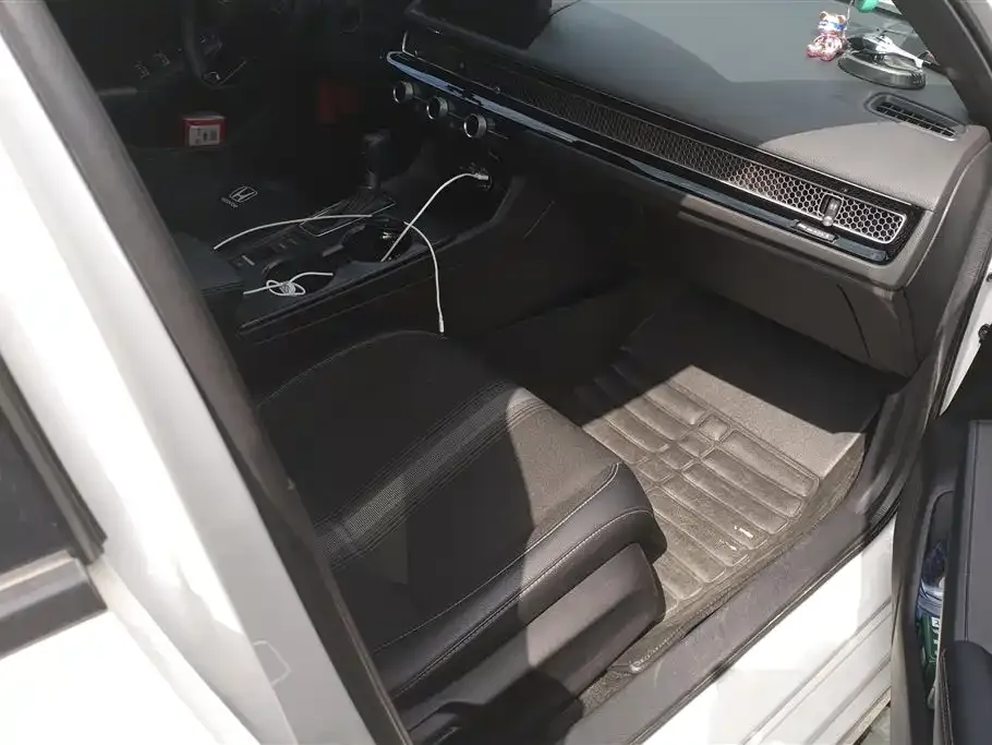 Honda Civic — фото 4