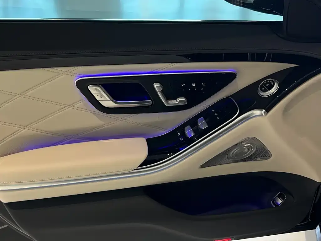 Mercedes-Benz S-Class 2024 из CN, фото 2
