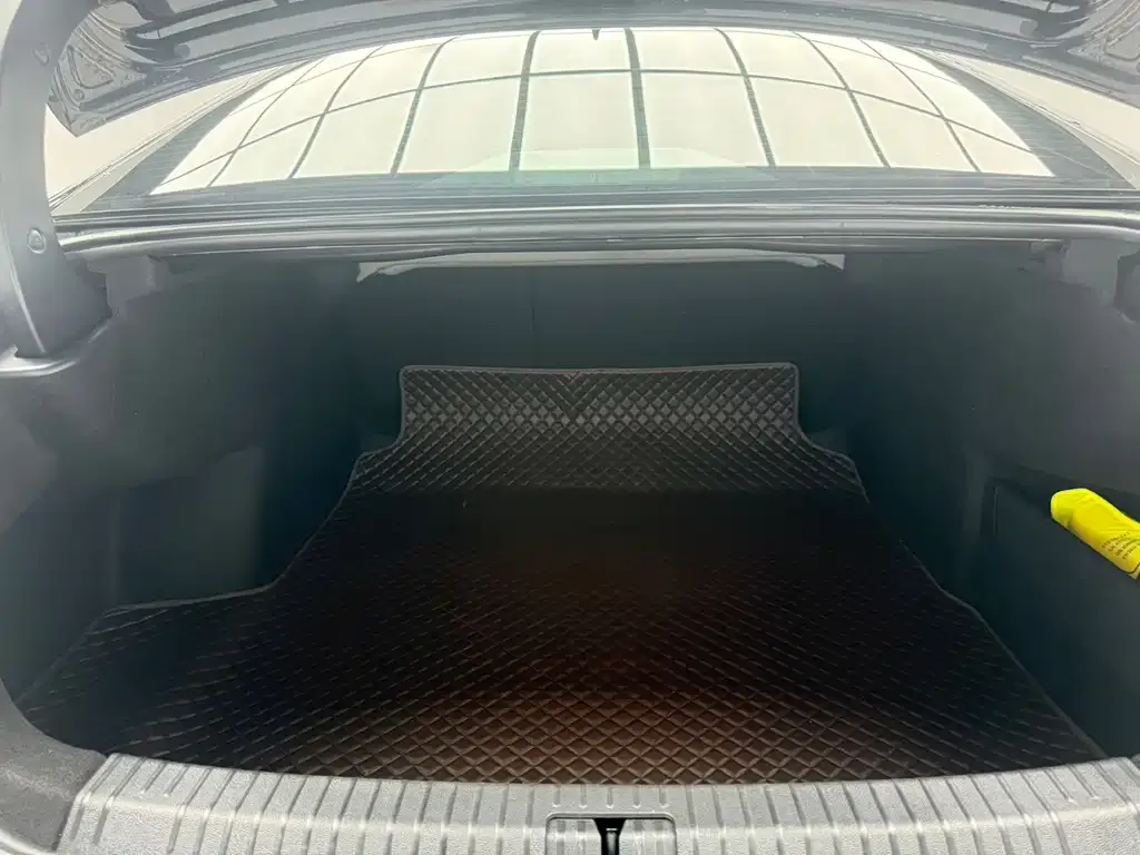 Volkswagen Passat — фото 5