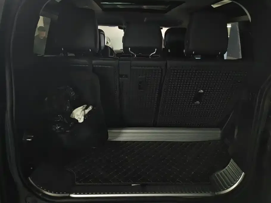 Land Rover Defender 2023 из CN, фото 3