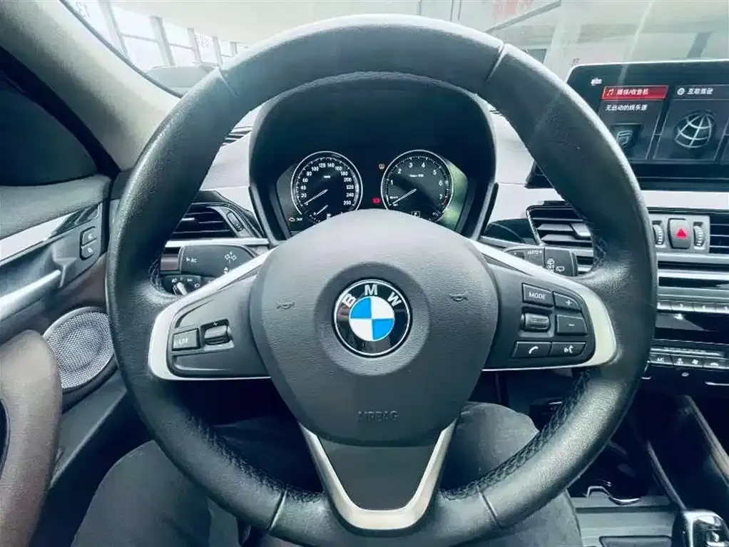 BMW X1 2022 из CN, фото 4