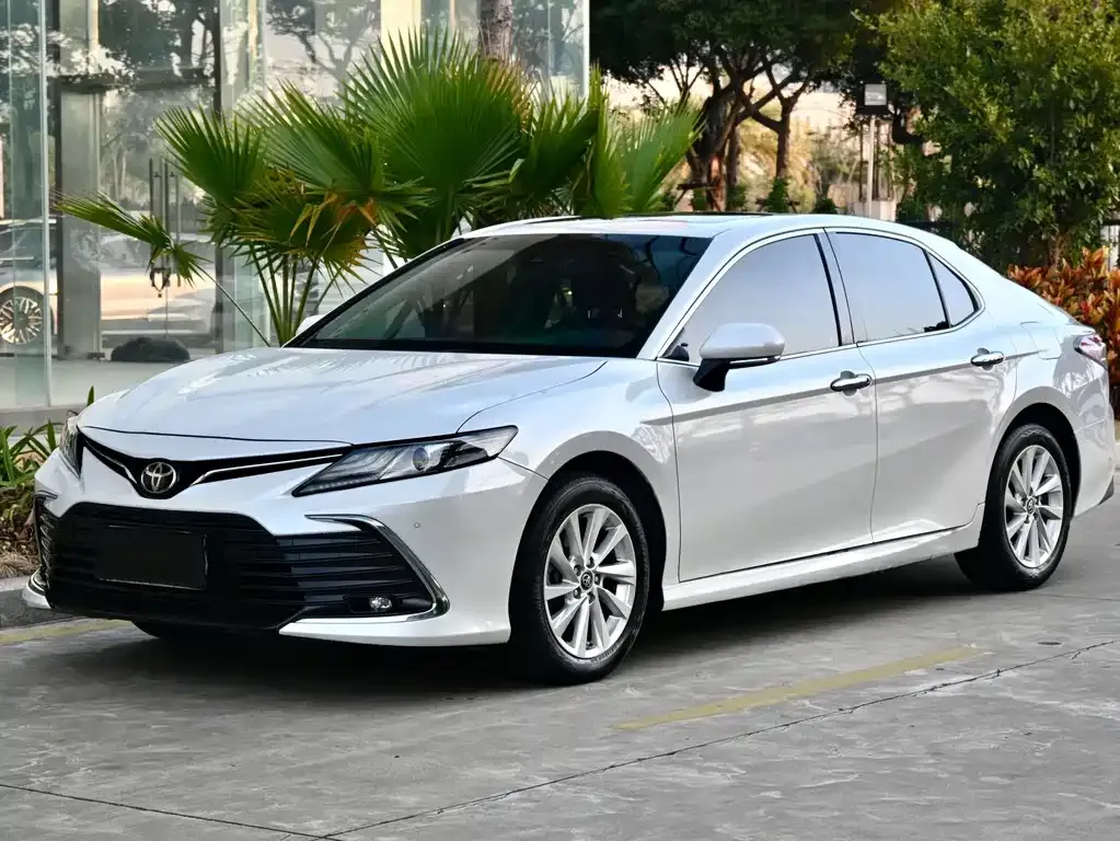 Toyota Camry 2022 из CN, фото 1