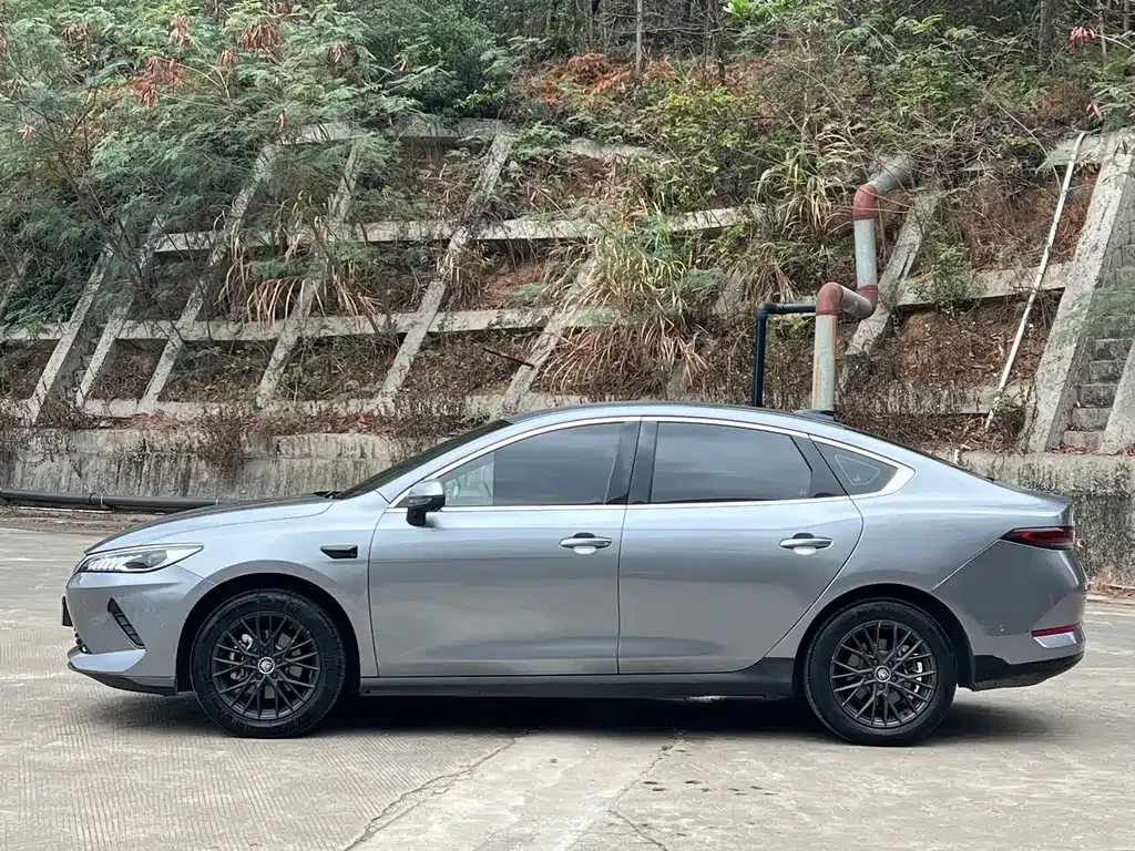 BYD Qin PLUS 2025 из CN, фото 7