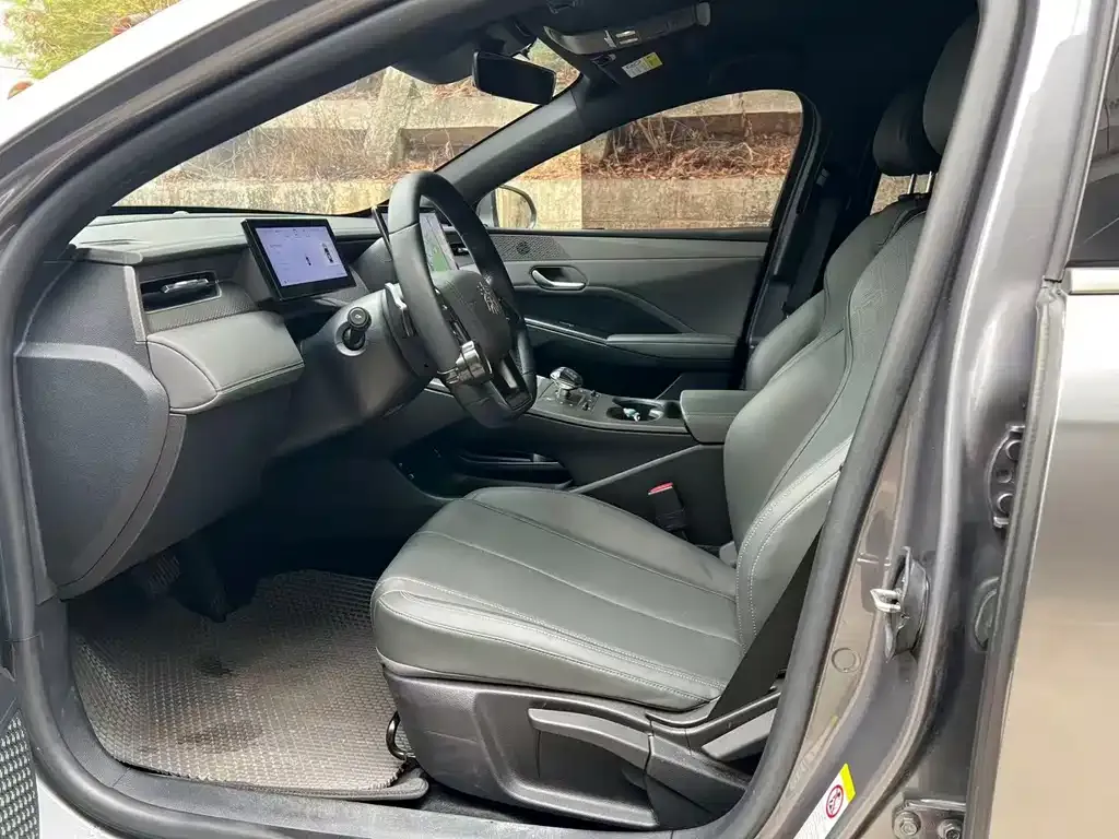 BYD Qin PLUS 2025 из CN, фото 3