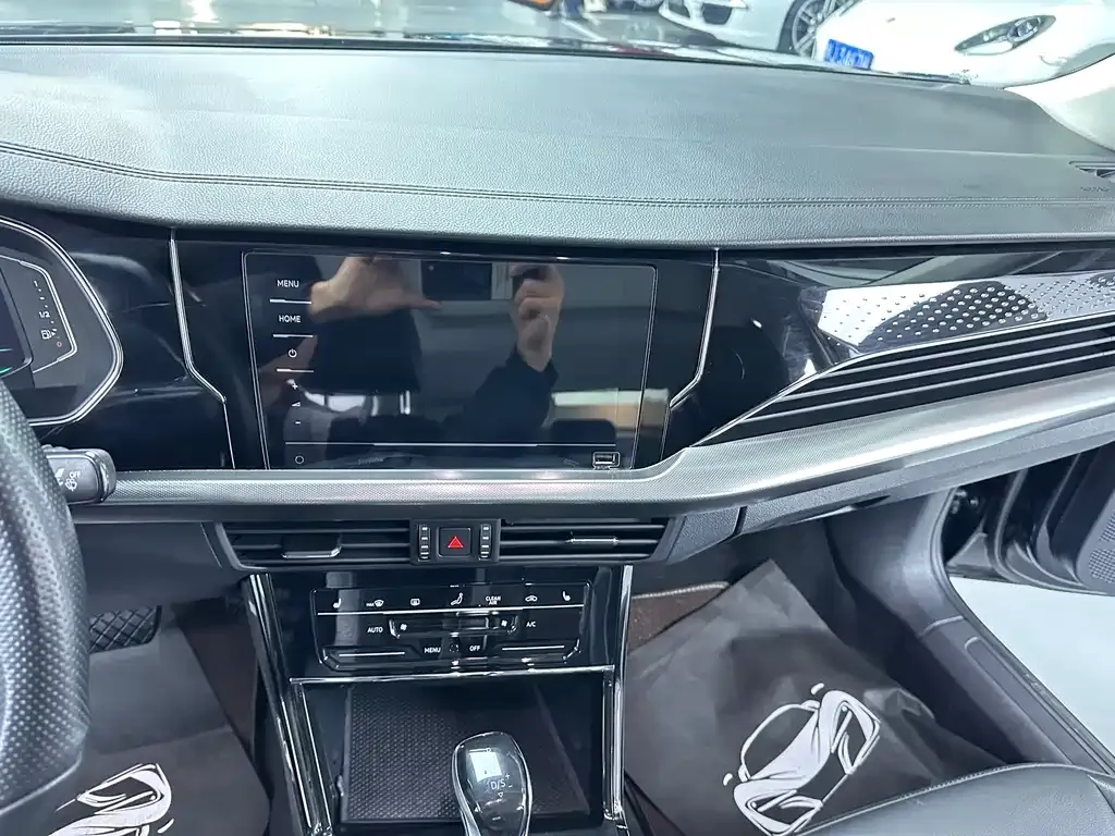 Volkswagen Passat 2023 из CN, фото 8