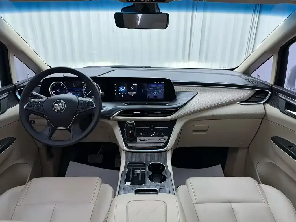 Buick GL8 2023 из CN, фото 2