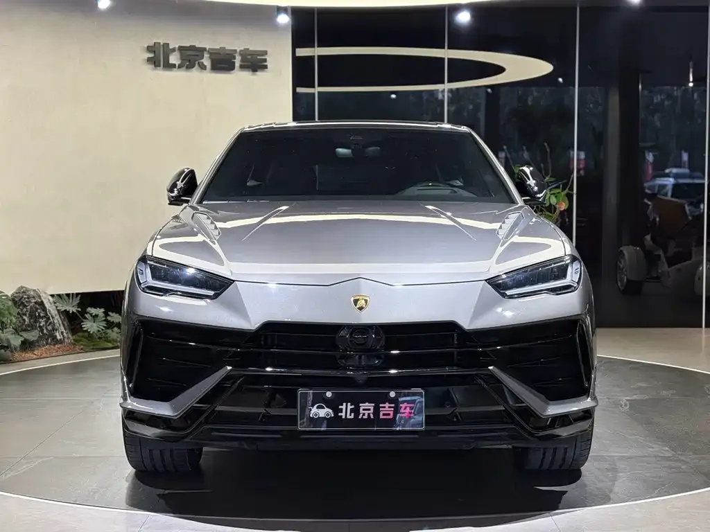 Lamborghini Urus 2024 из CN, фото 3
