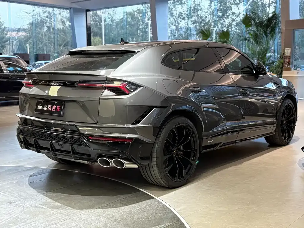 Lamborghini Urus 2024 из CN, фото 7