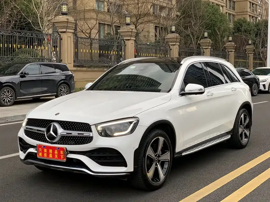 Mercedes-Benz GLC — фото 1