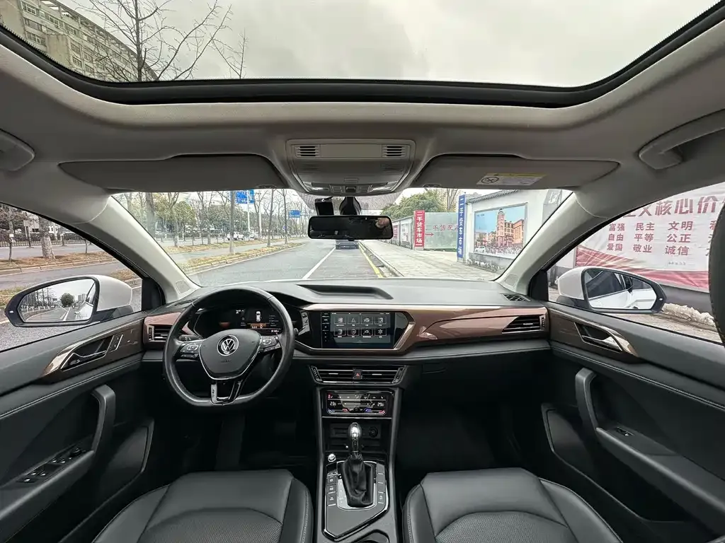 Volkswagen Tharu 2022 из CN, фото 4