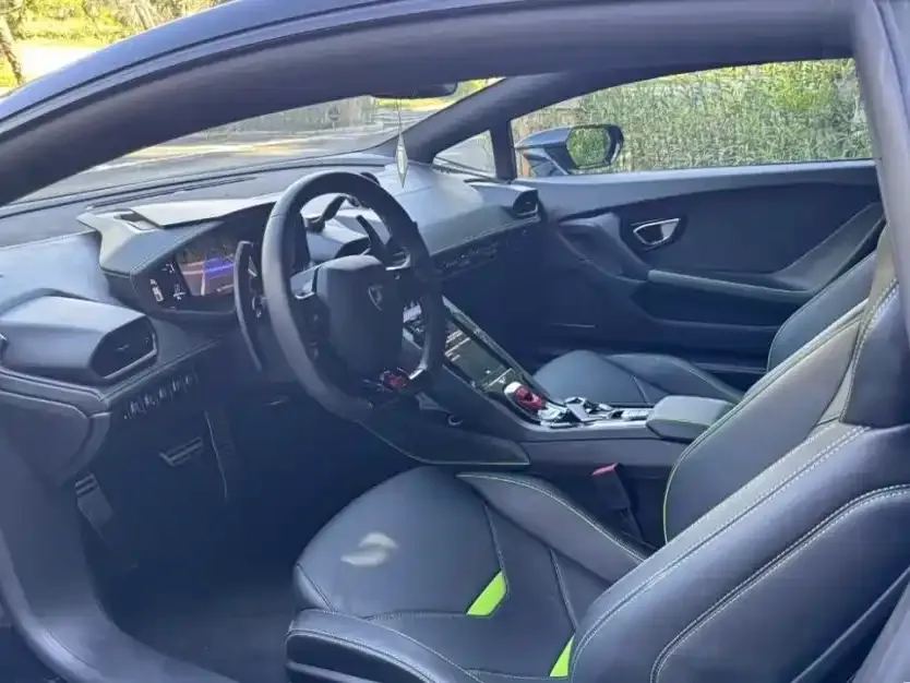 Lamborghini Huracan 2021 из CN, фото 2