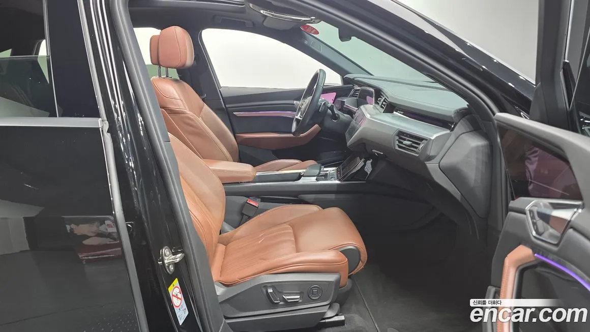 Audi e-tron 2022 из KR, фото 7
