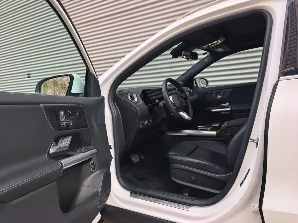 Mercedes-Benz GLA 2024 из CN, фото 3