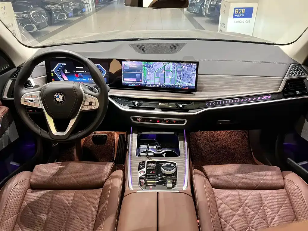 BMW X7 2025 из CN, фото 3