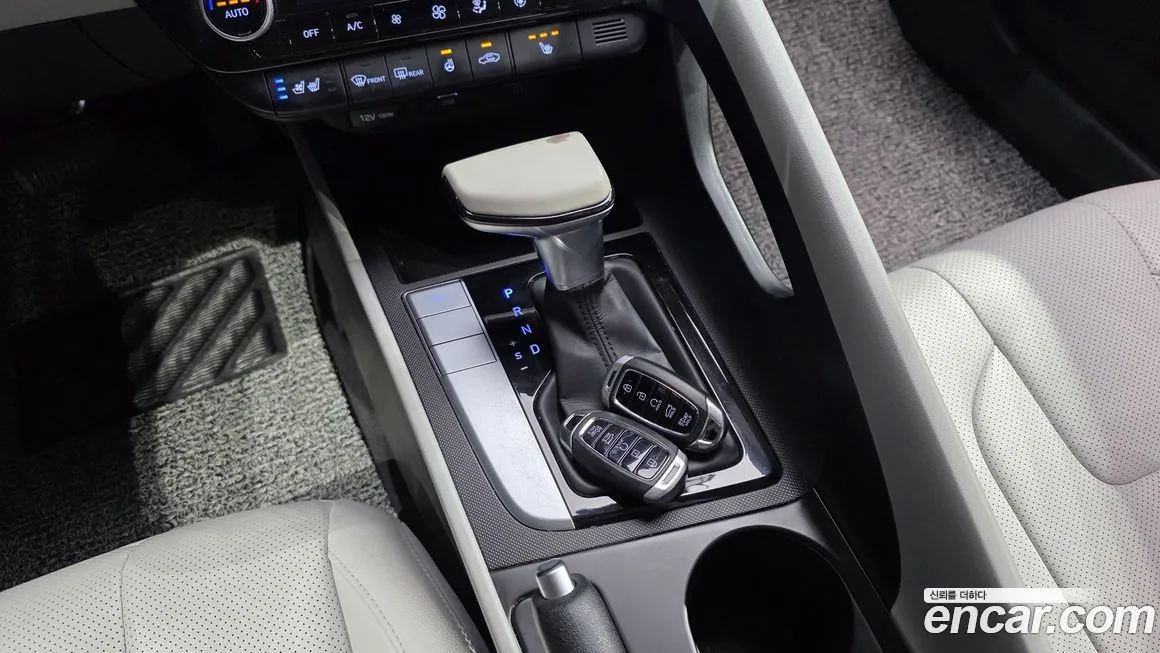Hyundai AVANTE 2021 из KR, фото 2