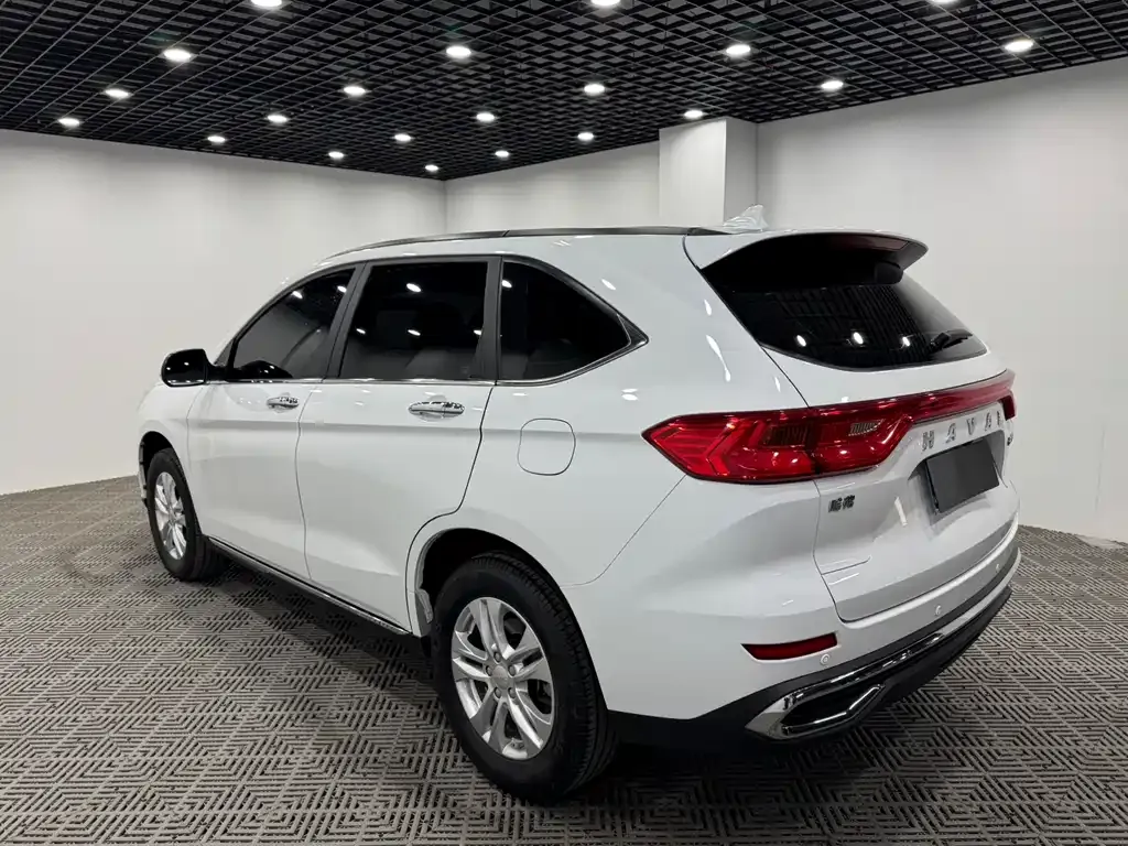 Haval M6 — фото 8