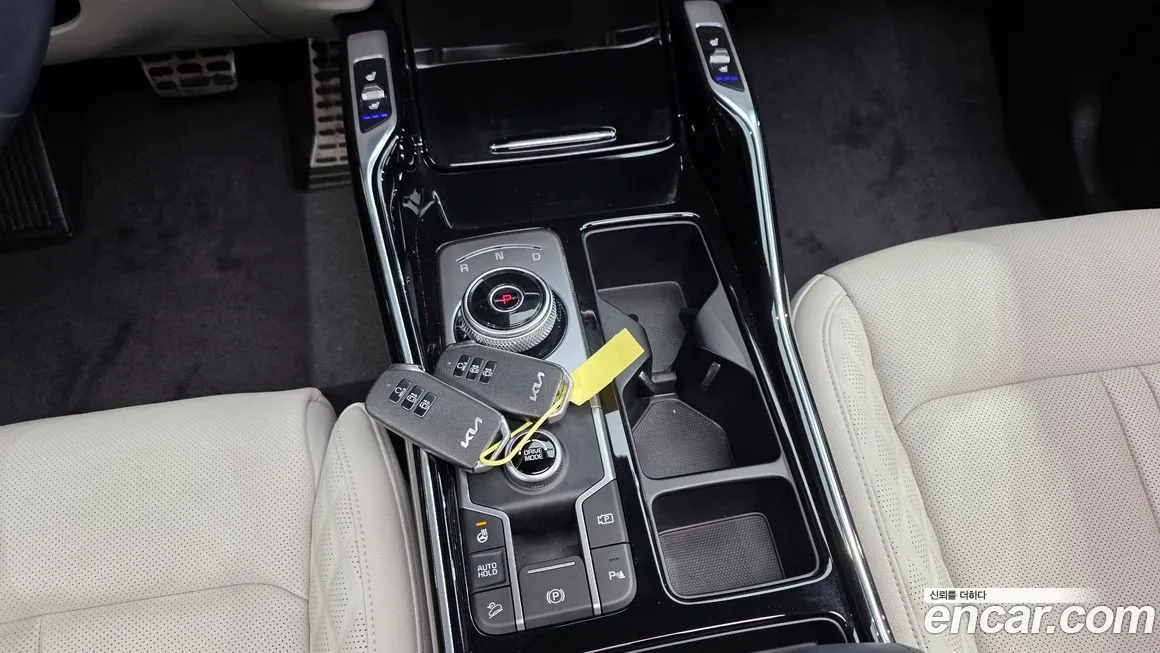 Kia Sorento 2023 из KR, фото 2