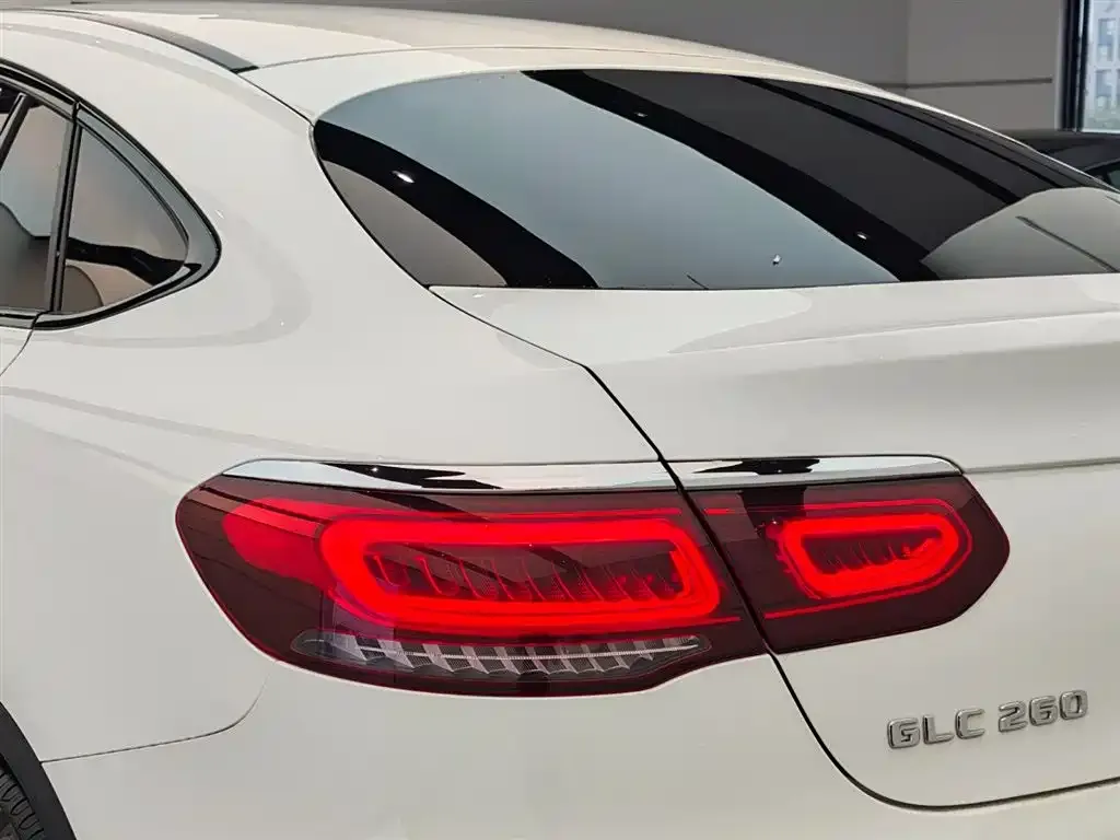 Mercedes-Benz GLC Coupe — фото 1