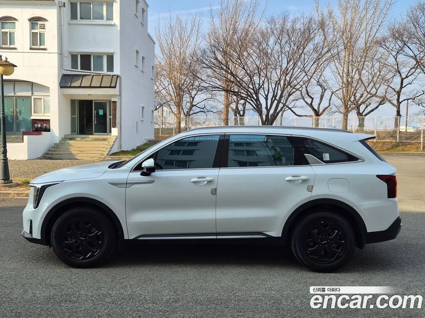 Kia Sorento — фото 5