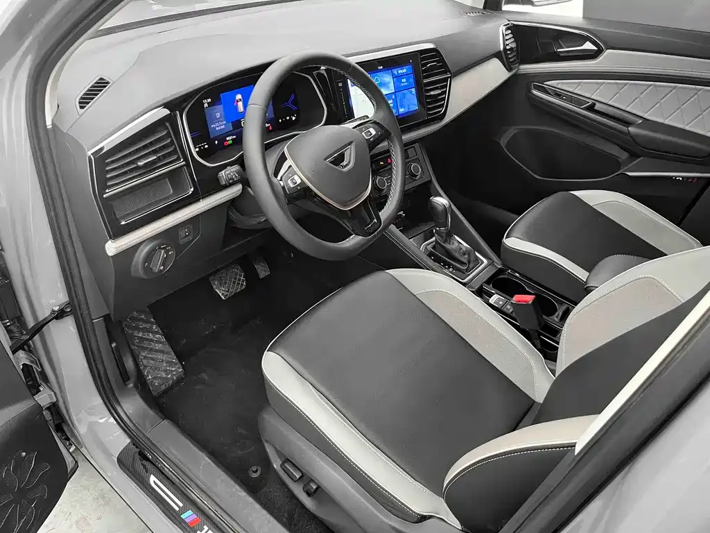 Jetta VS7 2023 из CN, фото 8