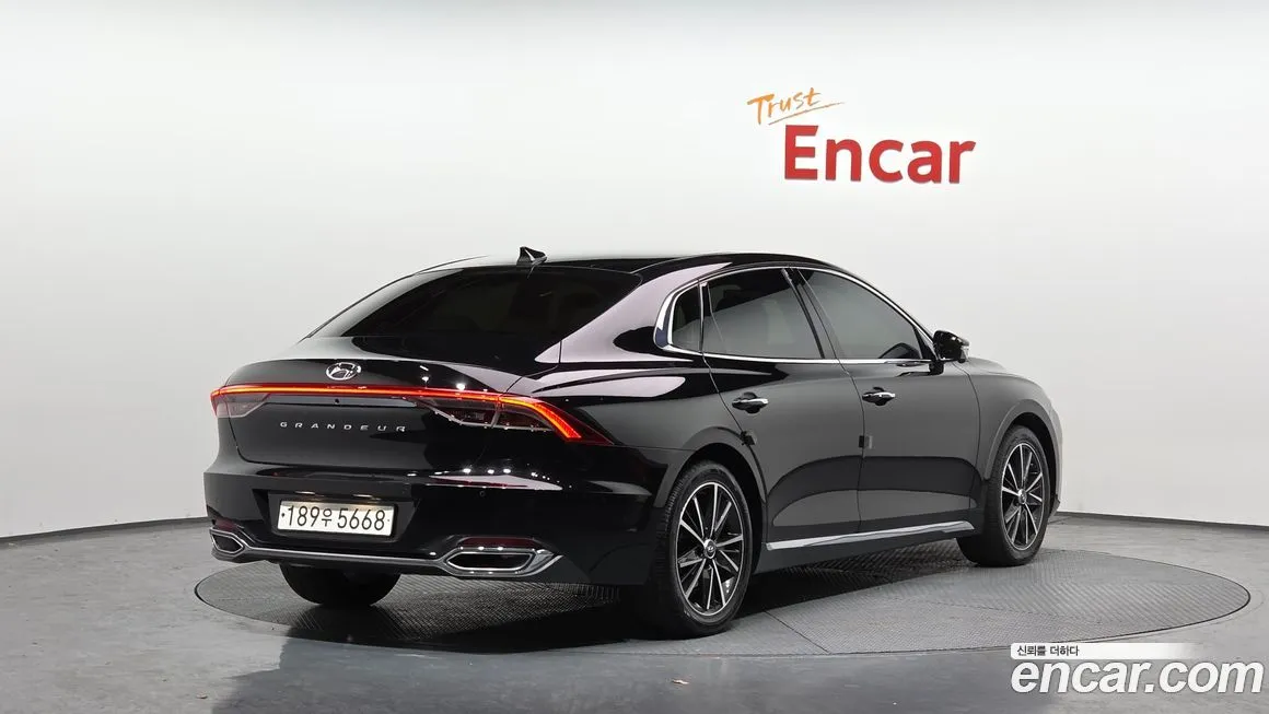 Hyundai Grandeur 2022 из KR, фото 2