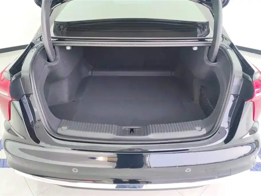 Hongqi H5 2024 из CN, фото 4