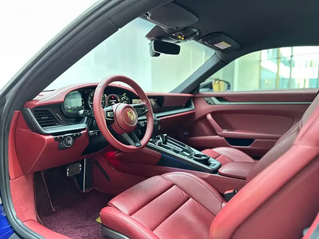 Porsche 911 2021 из CN, фото 8