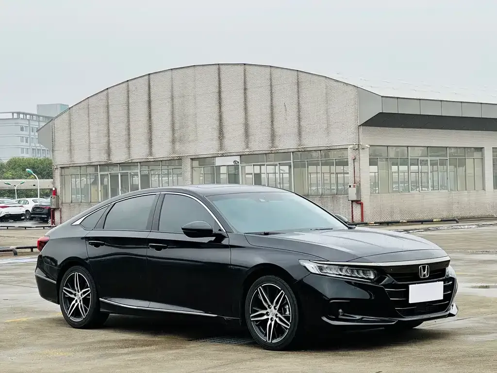 Honda Accord 2023 из CN, фото 2
