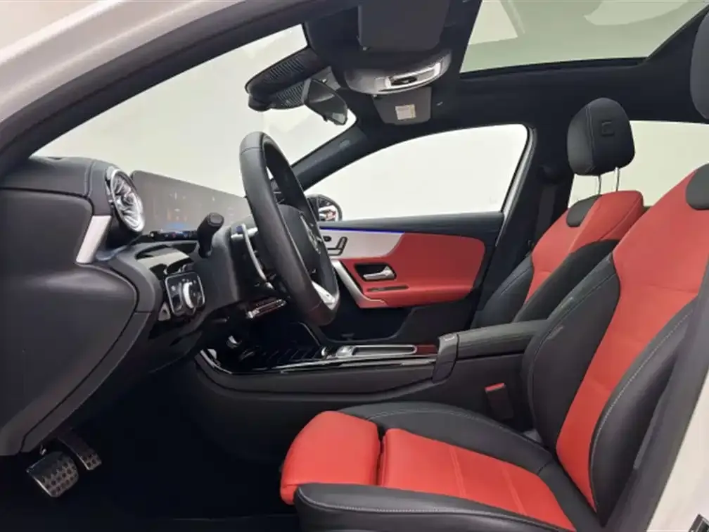 Mercedes-Benz A-Class AMG — фото 4