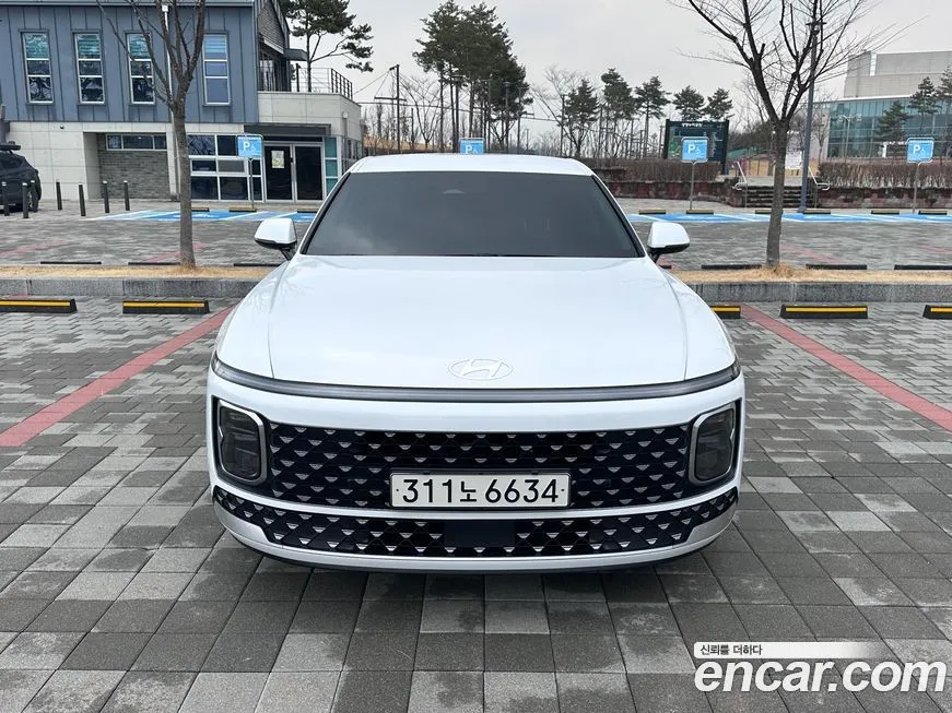 Hyundai Grandeur — фото 1