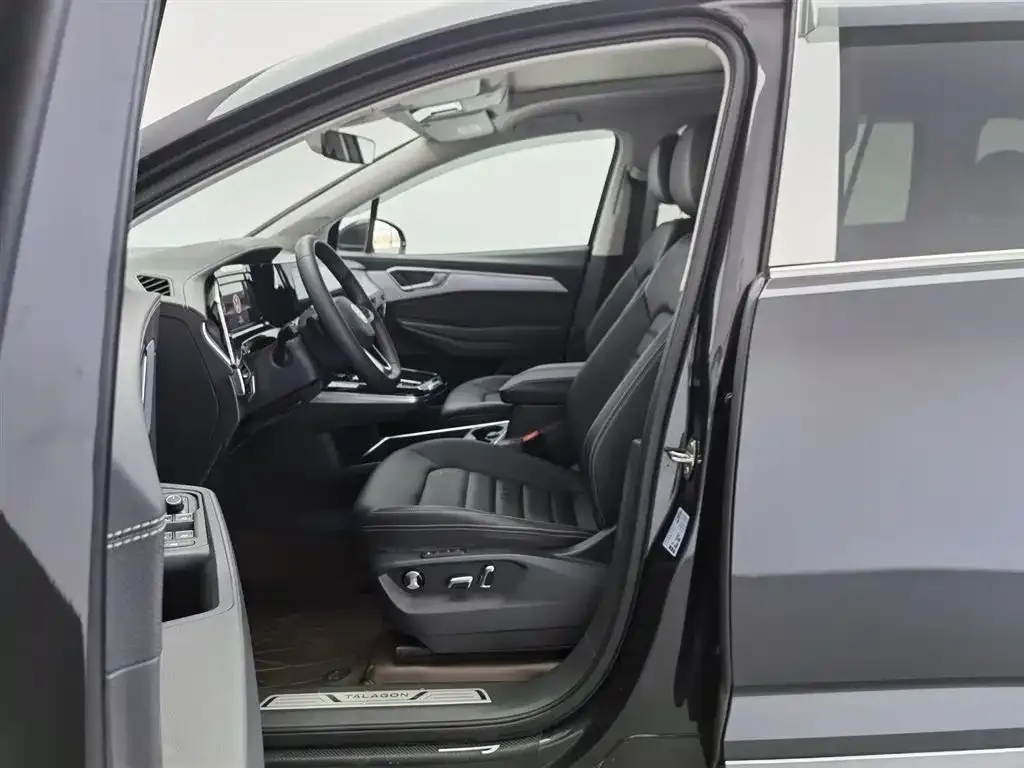Volkswagen Talagon 2023 из CN, фото 8