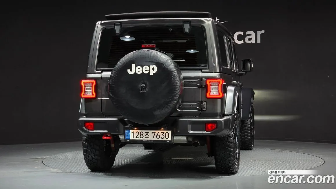 Jeep Wrangler 2022 из KR, фото 4