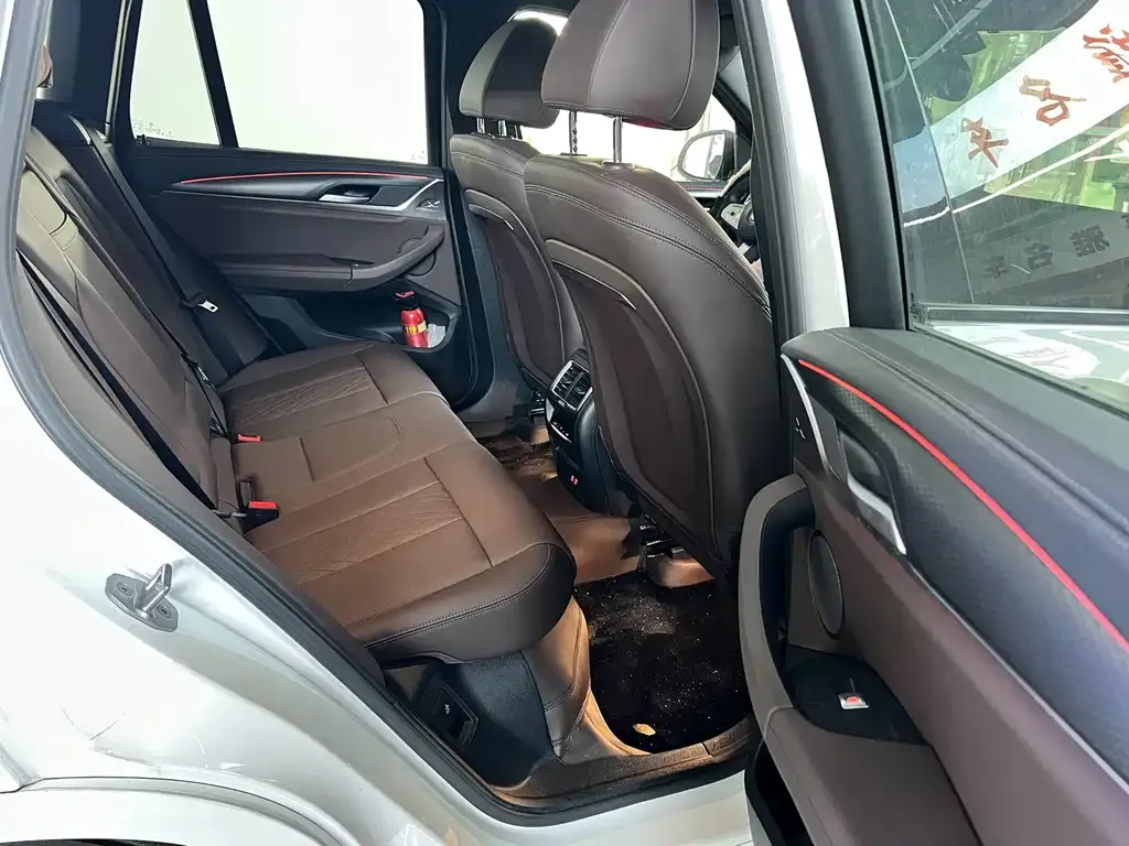 BMW X3 2024 из CN, фото 8