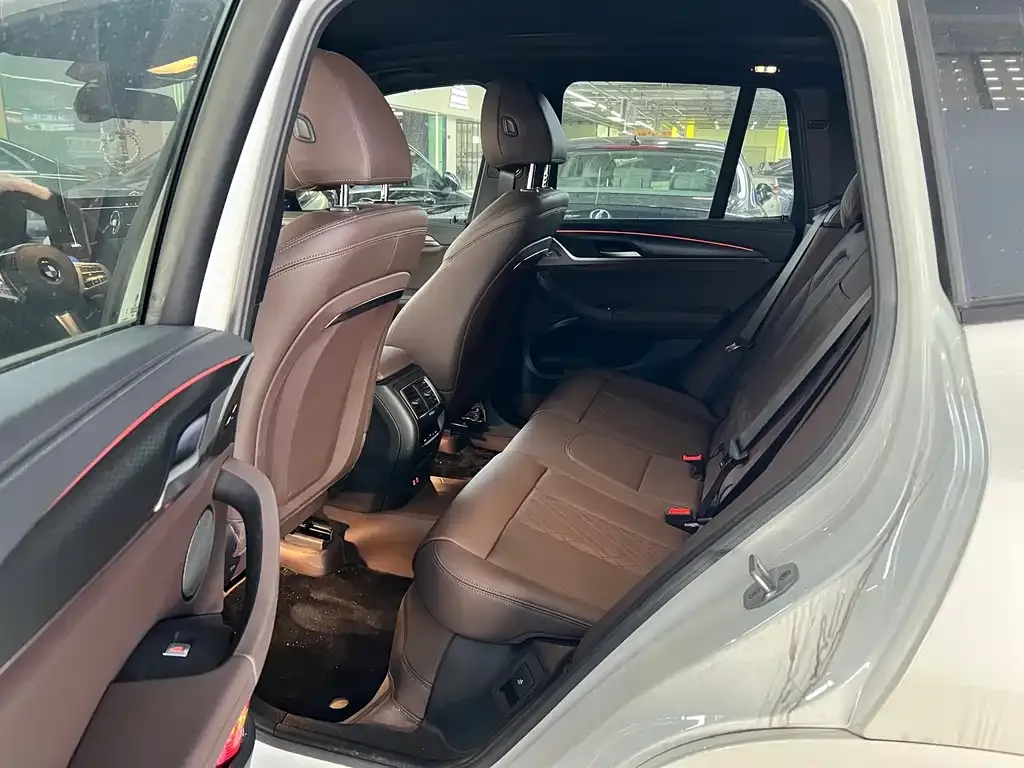 BMW X3 2024 из CN, фото 3