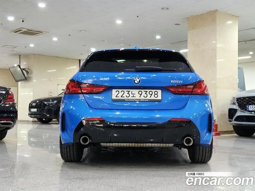 BMW 1-Series 2023 из KR, фото 8